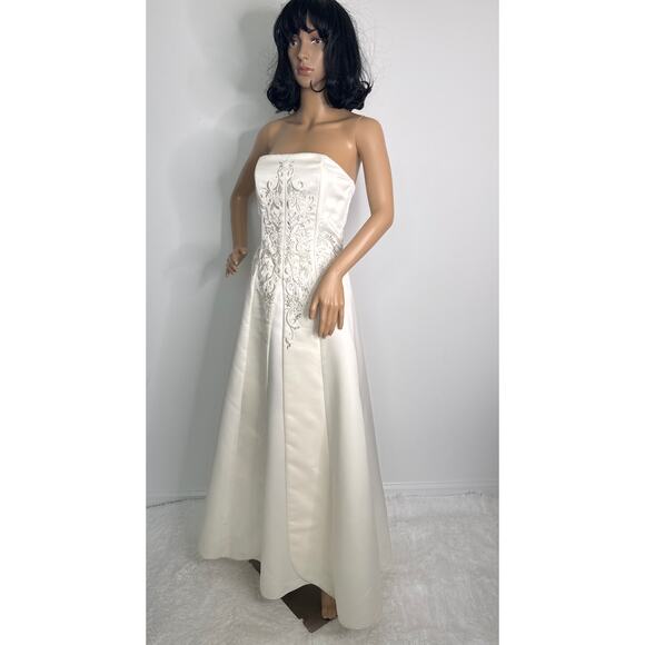 1990s Jessica McClintock Ivory Embroidered Strapless Formal Gown USA made XS - Picture 13 of 16